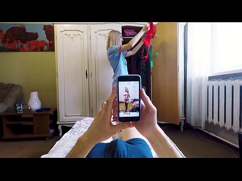 ❤️ A Stepsister fez o seu irmão ejacular mesmo antes da mãe chegar a casa ️❌ Porno em nós ☑