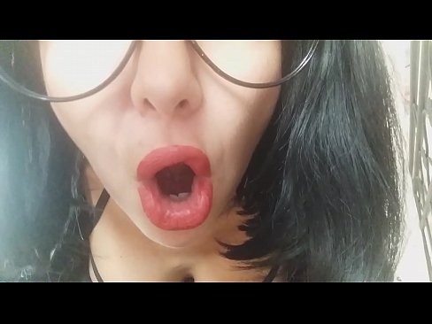 ❤️ Querida, a tua madrasta não te vai deixar ir hoje à escola... Preciso demasiado de ti... ️❌ Porno em nós ☑