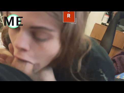 ❤️ Garganta, meia-calça rasgada e calcanhar rasgado é agradável de conhecer ️❌ Porno em nós ☑